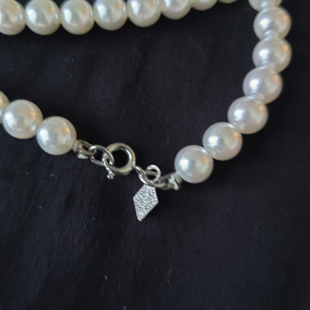 Sarah Coventry vintage pearl necklace